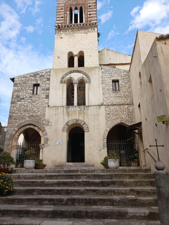 La Chicca Alloggio Turistico Itri Exterior foto